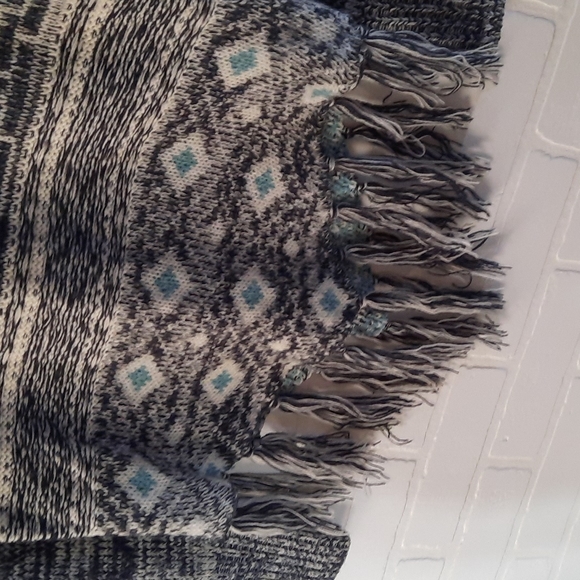 Hollister Knit Fringed Aztec Southwestern Sweater - Picture 2 of 4